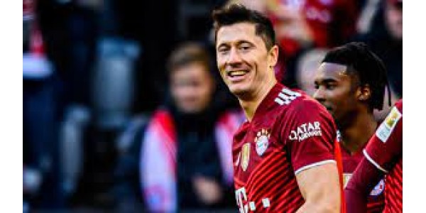 Qui est le meilleur au monde, Messi ou Ronaldo ?